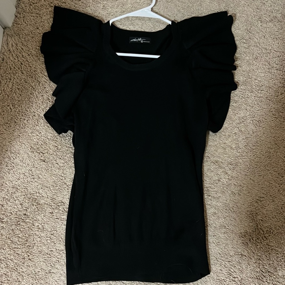 Black sleeveless sweater